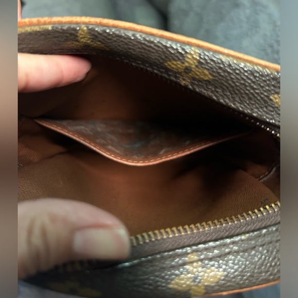 ✨Sale✨❤️ Authentic Vintage Louis Vuitton Monogram AB Danube Crossbody Bag - Picture 14 of 16